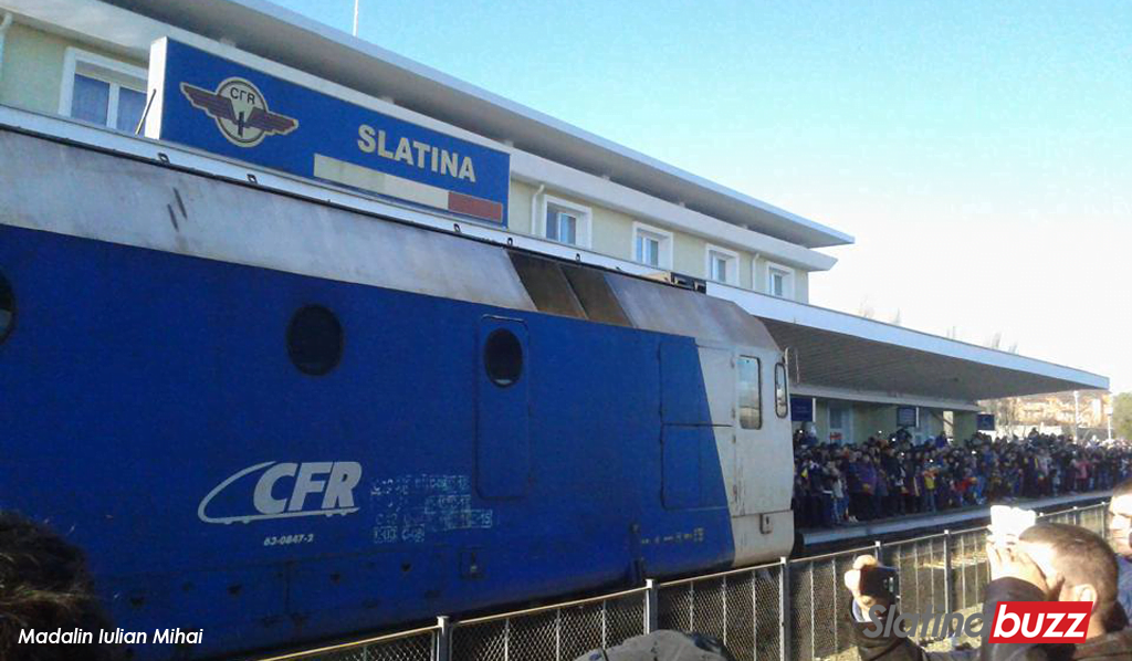 tren regal gara slatina plecare